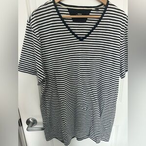 Mexx Black and White Striped Men's V-Neck Tee